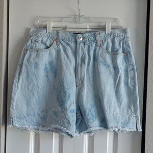 Juicy Couture Light Blue Denim Fringed Shorts Women's Size 32